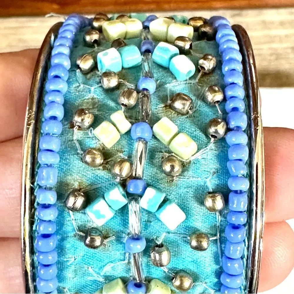 Blue beaded wide bracelet